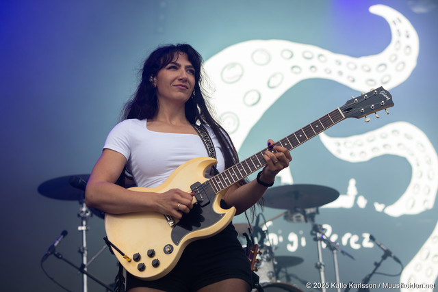 Gigi Perez | Gigi Perez Ruisrockissa 2025